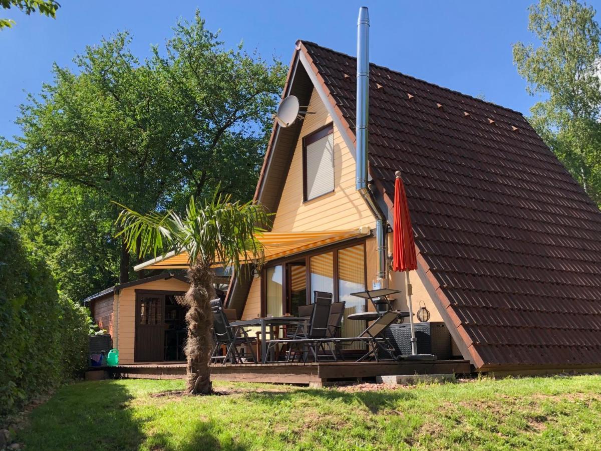 Natur Pur - Waldurlaub Im Tiny House Ronshausen Exterior foto